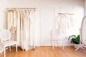 atelier de creation de robe de mariée en loire atlantique pers de nantes voici le showroom kamélion couture