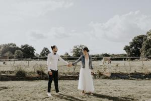 cécile à confiée la création de sa robe de mariée à l'atelier nantais kamélion-couture decouvrez son témoignage