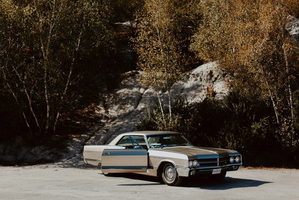 Une très belle buick electra 225.