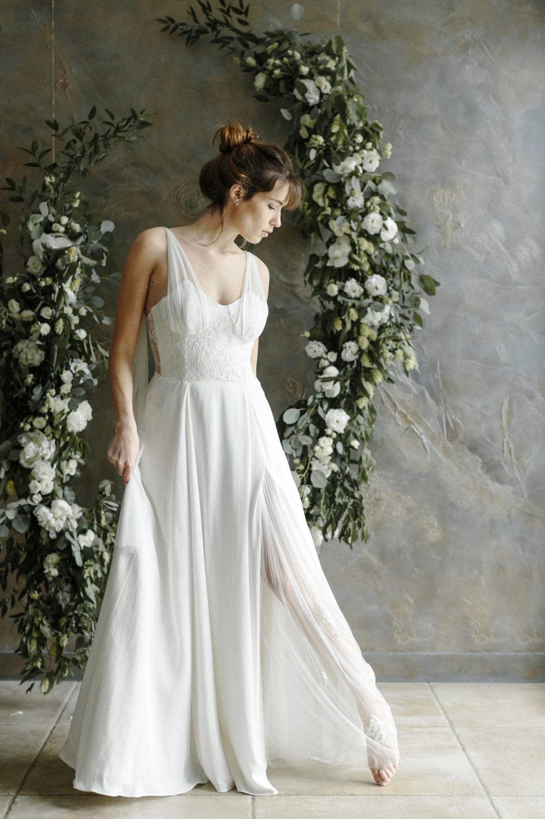 La robe Gaia est une robe de mariée zero dechet en tencel.
