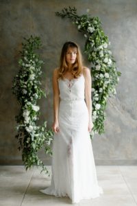 Comment reporter sa robe après son mariage.