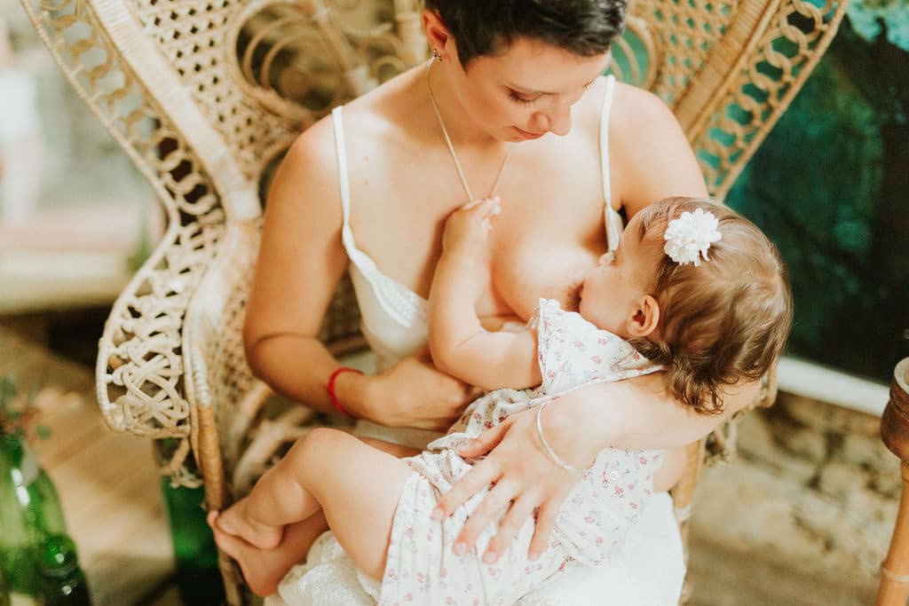 Mariage célébré à la campagne avec en famille