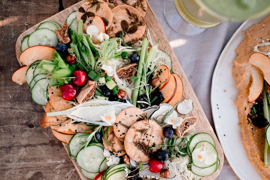 Plateau buffet chaud mariage outdoor